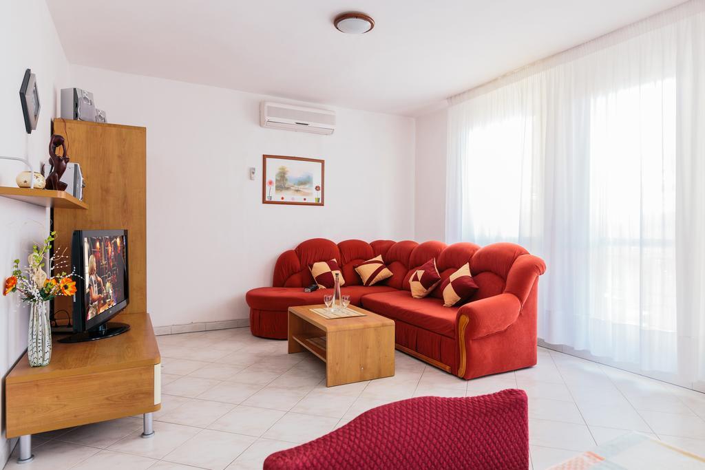 Andela Apartment Пула Стая снимка